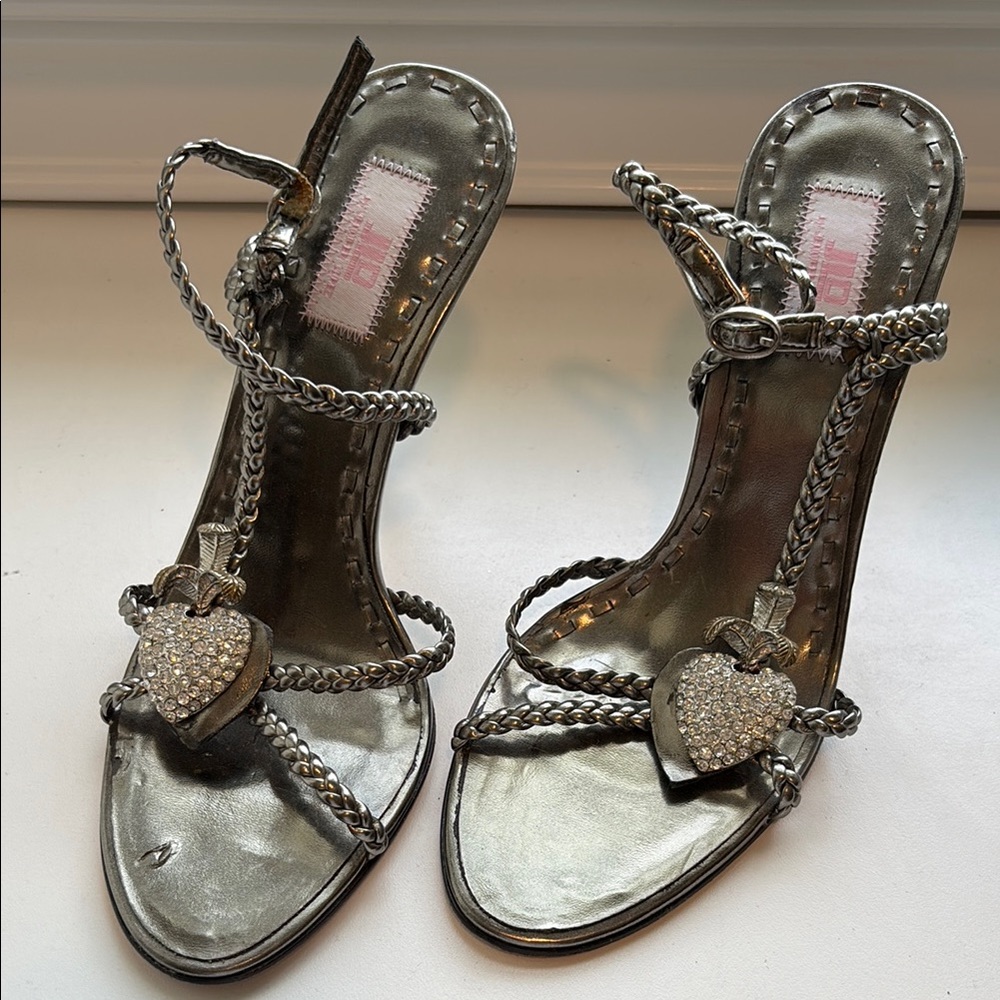 Jennifer Lopez Silver Stiletto Heels with Strappy Design